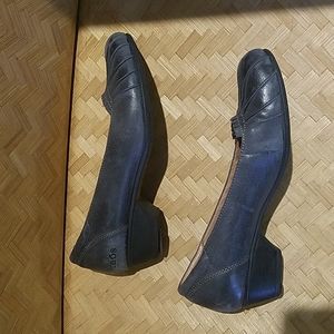 Taos blue leather shoes